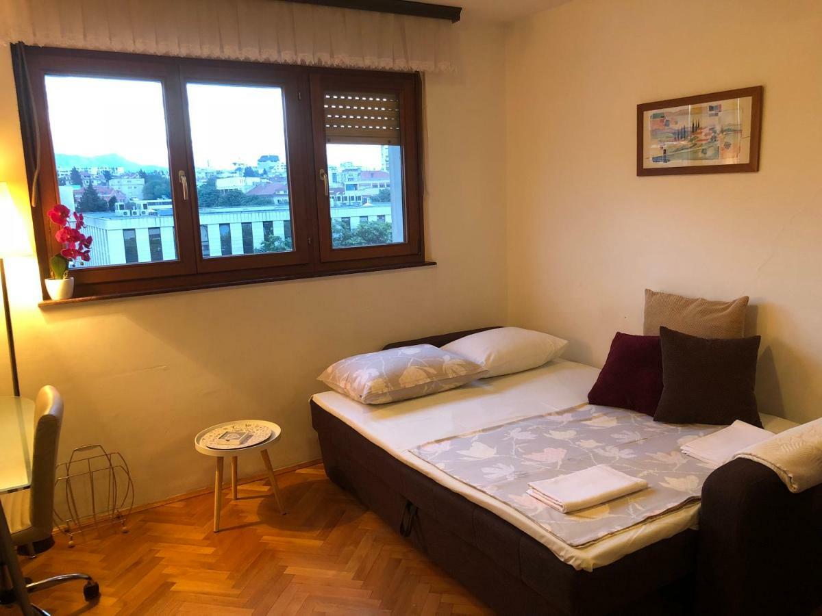 Garsonjera Katarina Apartment สปลิท ภายนอก รูปภาพ