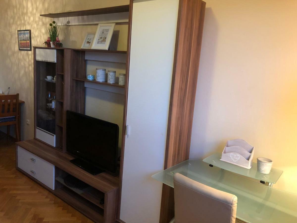 Garsonjera Katarina Apartment สปลิท ภายนอก รูปภาพ